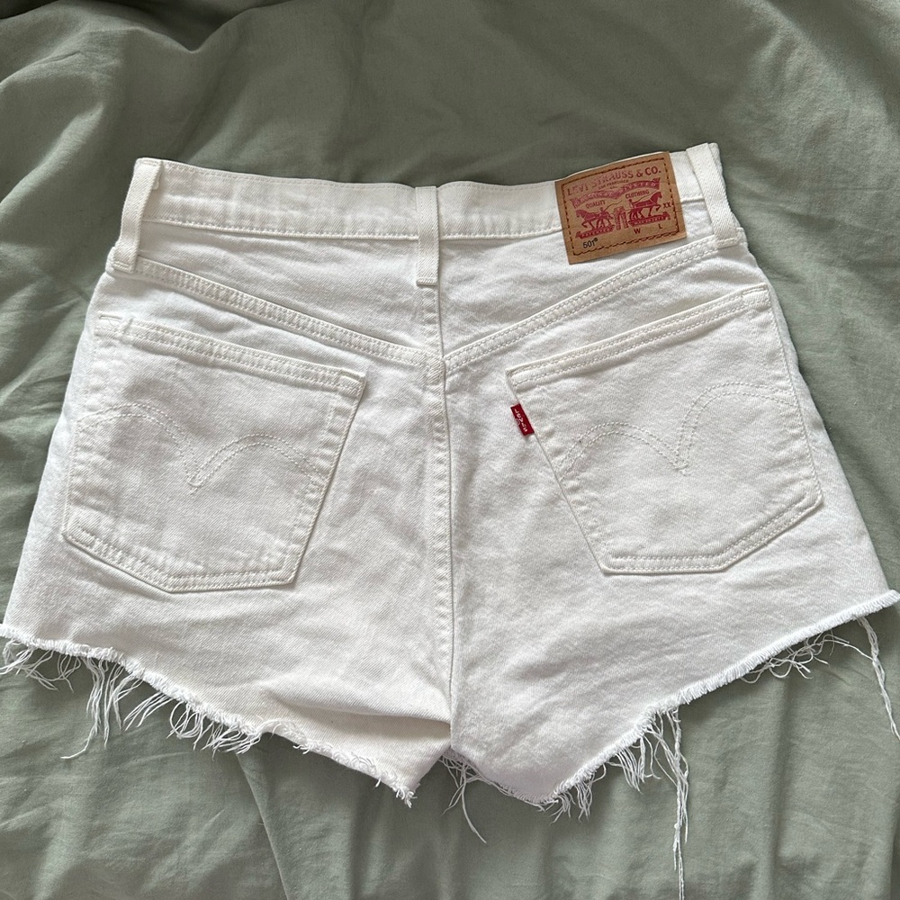 Levi’s white denim shorts